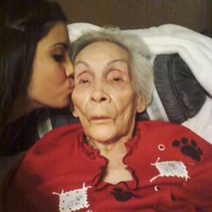 Meet your Posher, Noelle